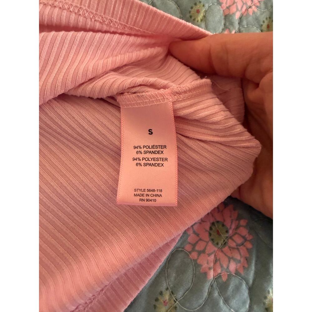 Juicy Couture Pink Ribbed Tee with Gold Logo Pocket • Size Small - Picture 4 of 4